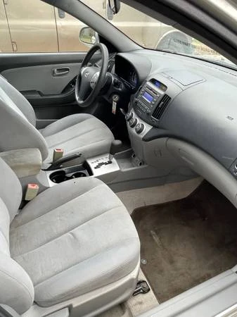 2008 Hyundai Elantra - Image 11 of 13