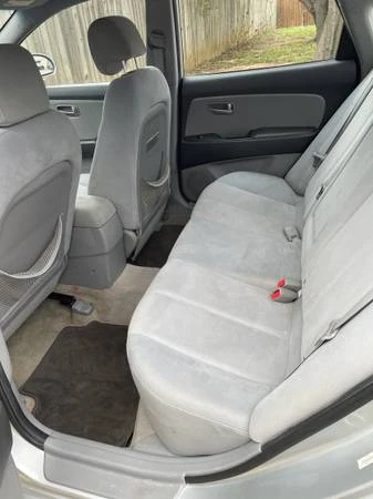 2008 Hyundai Elantra - Image 7 of 13