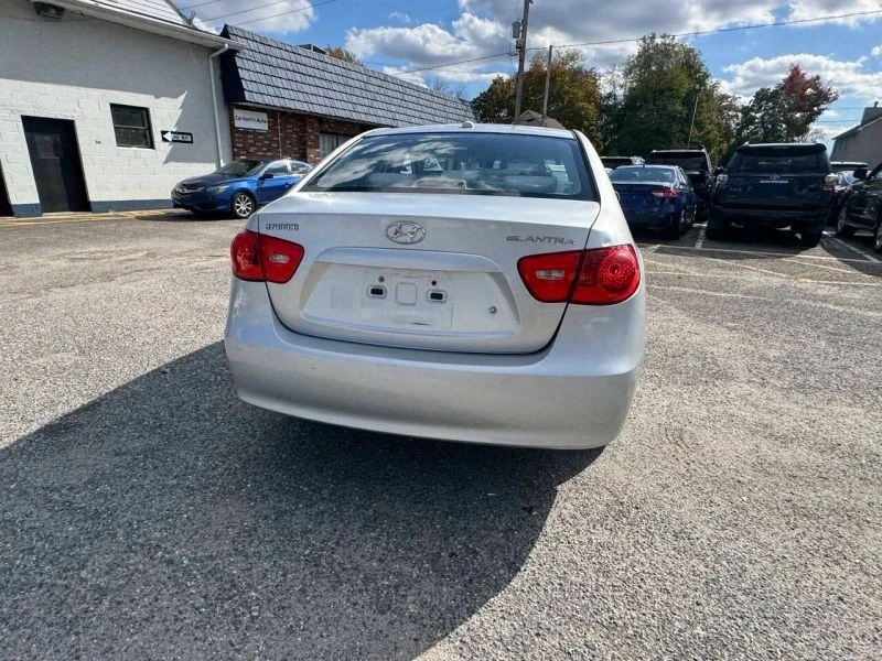 2008 Hyundai Elantra - Image 11 of 12
