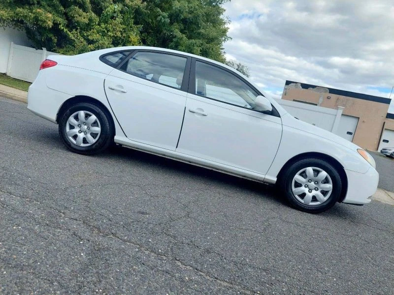 2008 Hyundai Elantra - Image 11 of 12