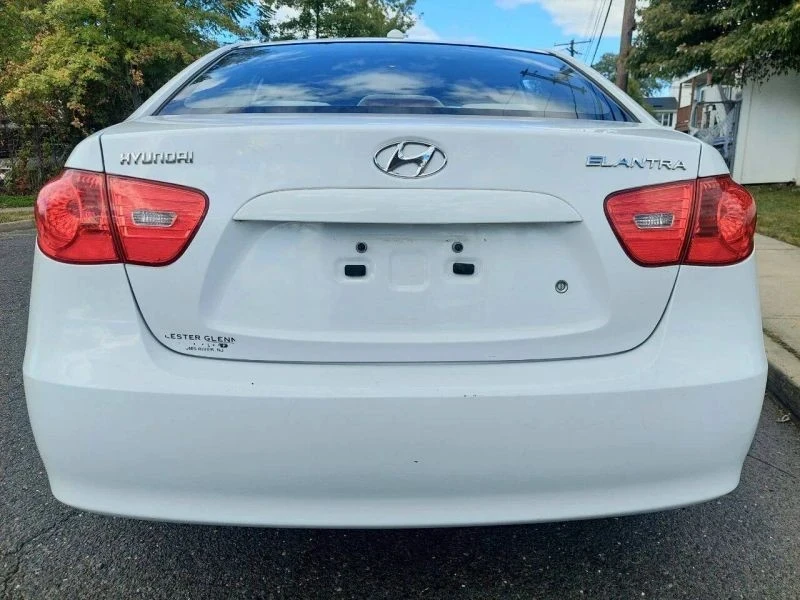 2008 Hyundai Elantra - Image 9 of 12