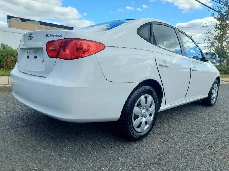 2008 Hyundai Elantra - Image 10 of 12