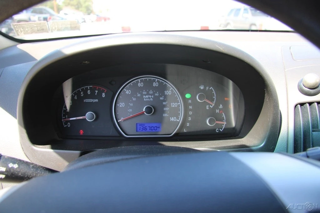 2008 Hyundai Elantra - Image 16 of 21