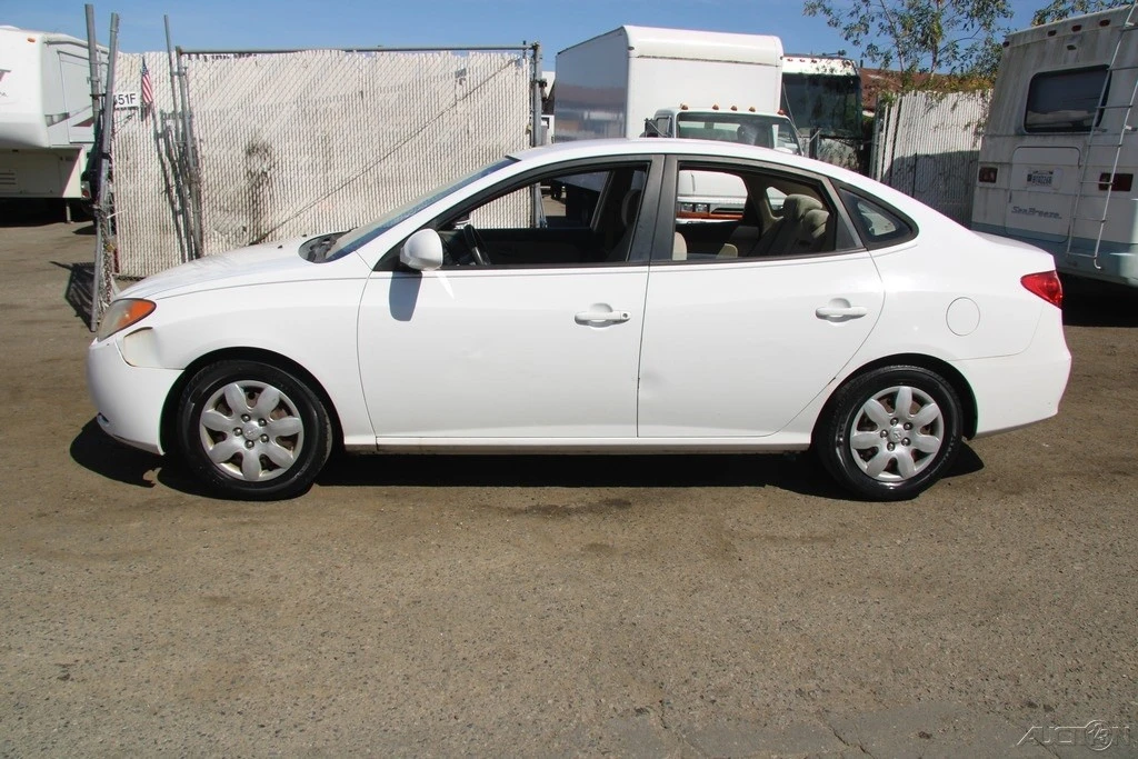 2008 Hyundai Elantra - Image 3 of 21
