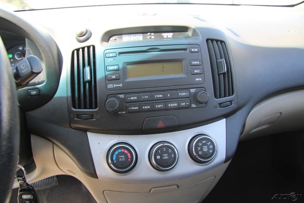 2008 Hyundai Elantra - Image 18 of 21