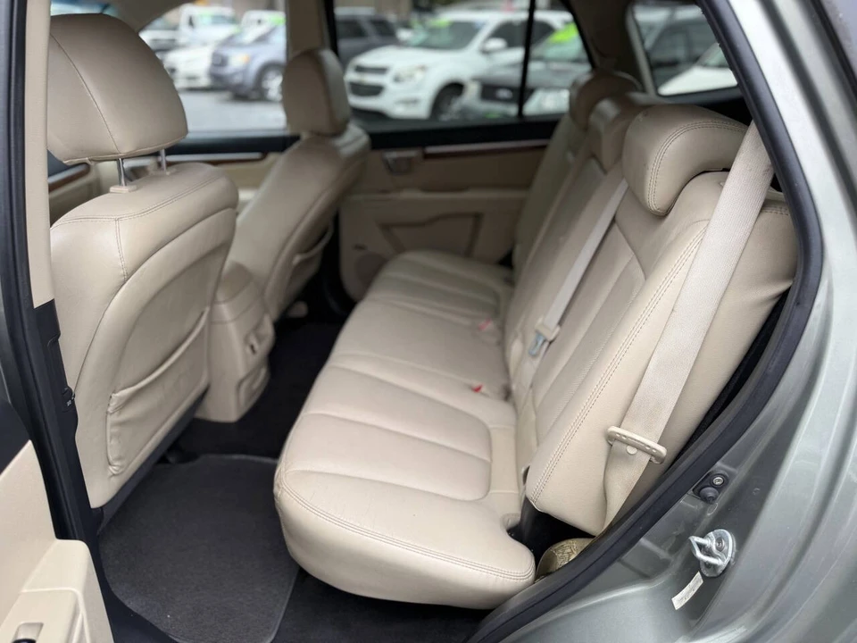 2008 Hyundai Santa Fe - Image 13 of 21