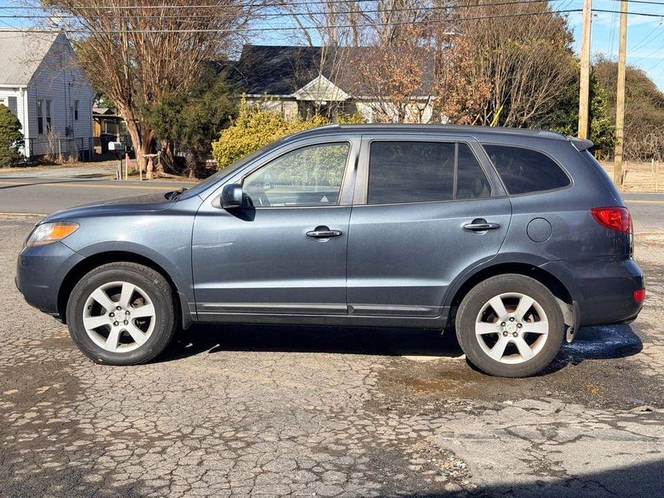 2008 Hyundai Santa Fe - Image 11 of 18