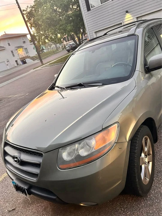2008 Hyundai Santa Fe - Image 2 of 6