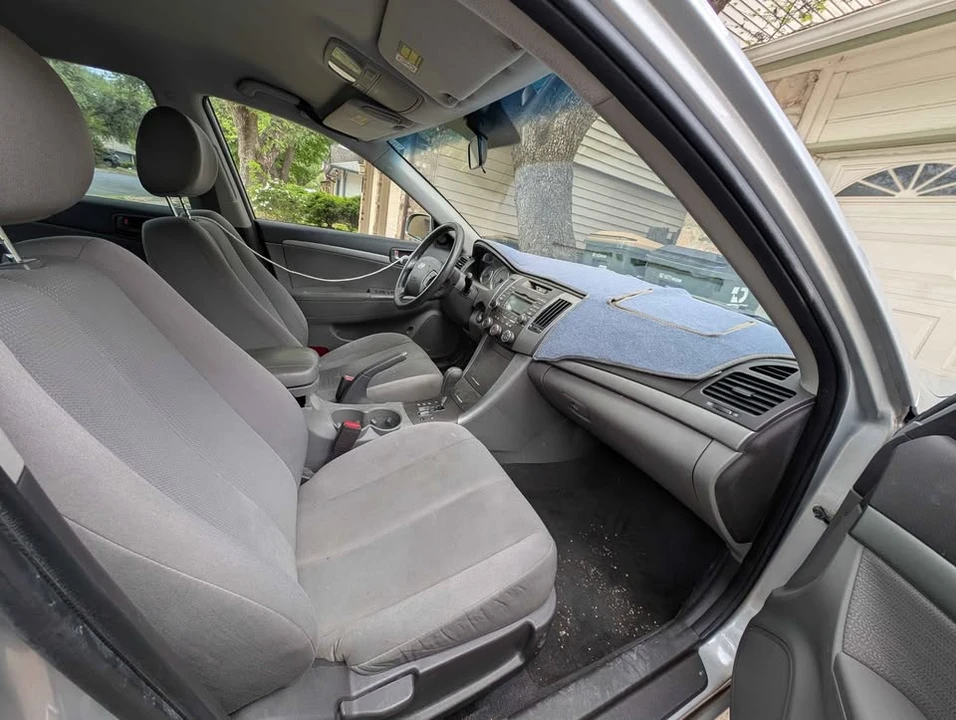 2008 Hyundai Sonata - Image 8 of 10