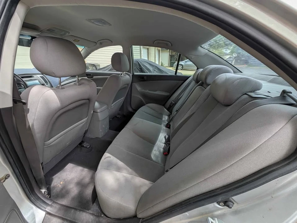 2008 Hyundai Sonata - Image 9 of 10