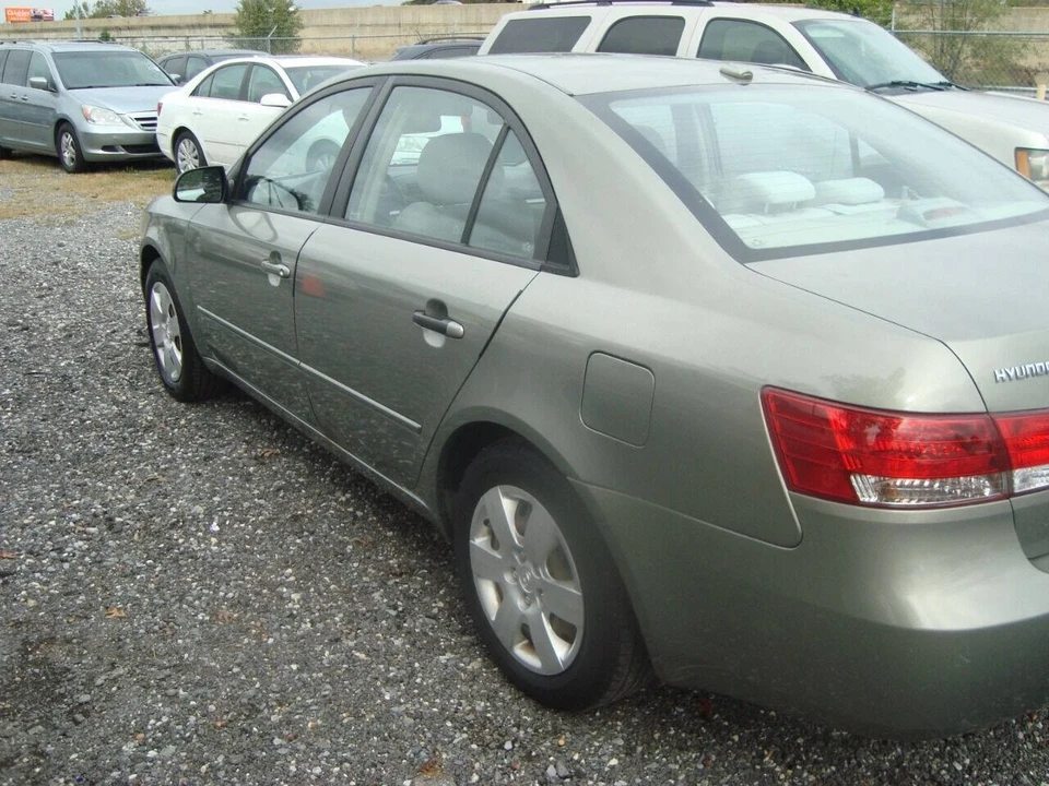 2008 Hyundai Sonata - Image 3 of 15