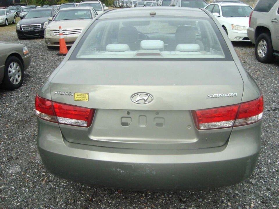 2008 Hyundai Sonata - Image 4 of 15