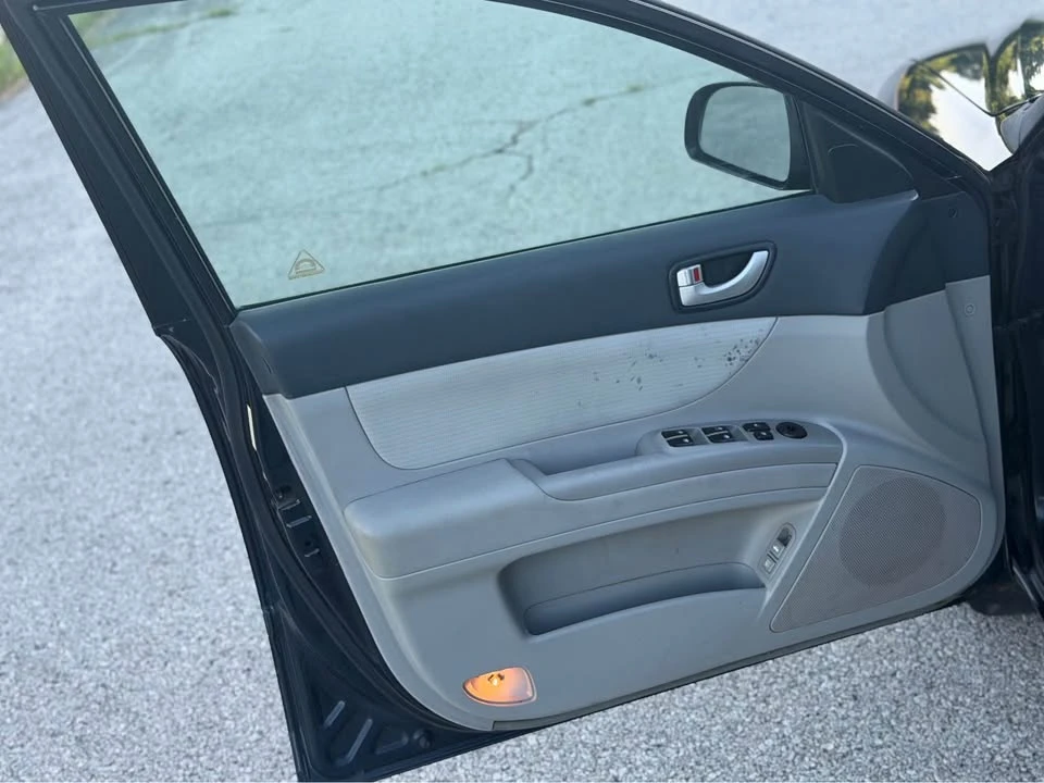 2008 Hyundai Sonata - Image 16 of 17