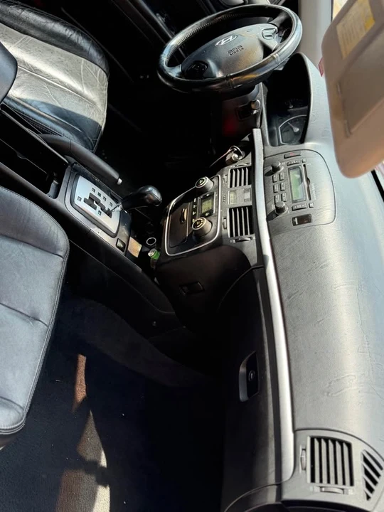 2008 Hyundai Sonata - Image 8 of 8