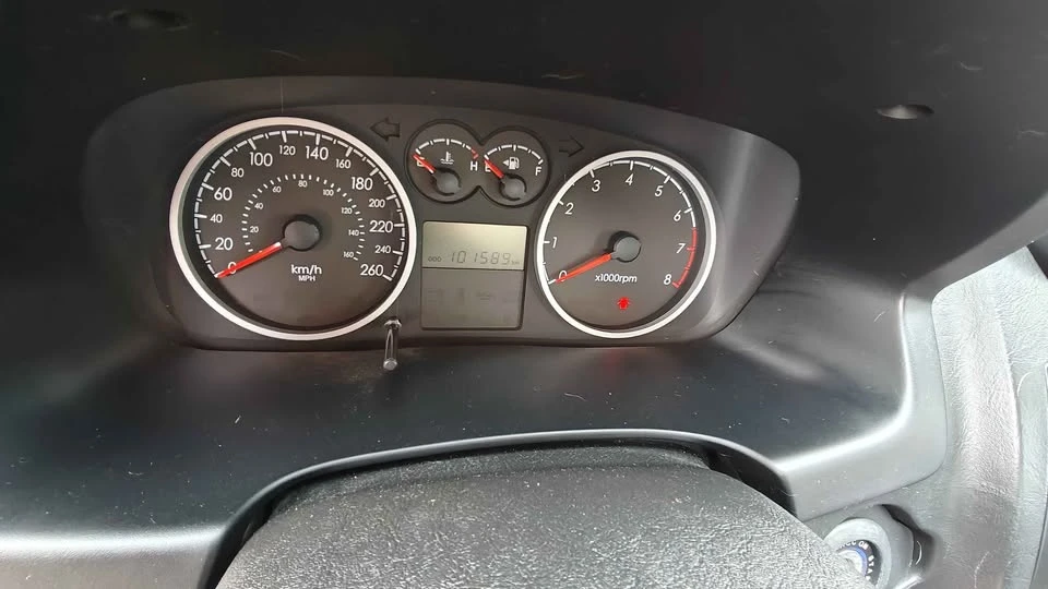 2008 Hyundai Tiburon - Image 7 of 7