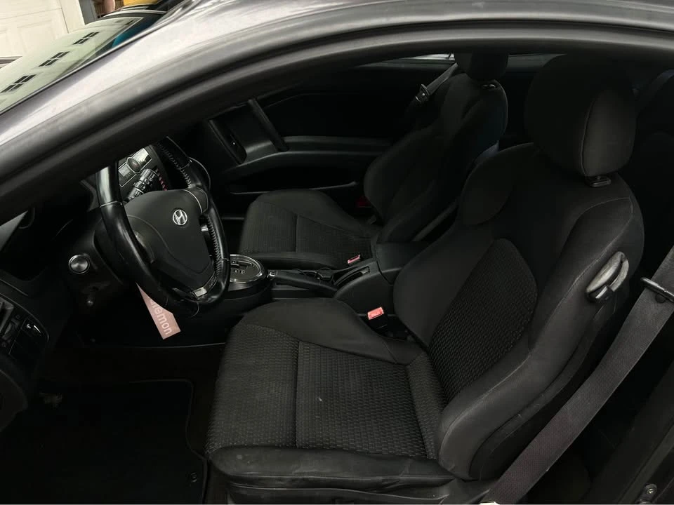 2008 Hyundai Tiburon - Image 4 of 10