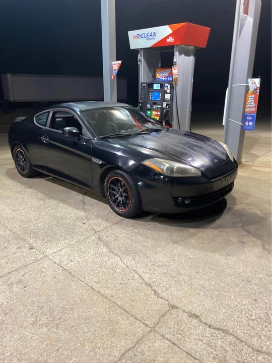 2008 Hyundai Tiburon - Image 3 of 6