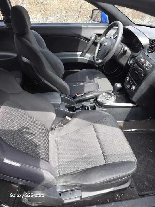 2008 Hyundai Tiburon - Image 3 of 8