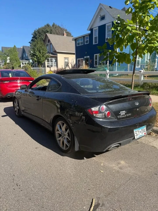 2008 Hyundai Tiburon - Image 4 of 6