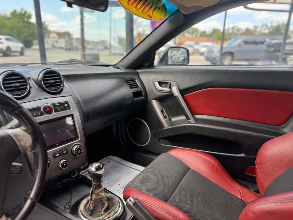 2008 Hyundai Tiburon - Image 16 of 20