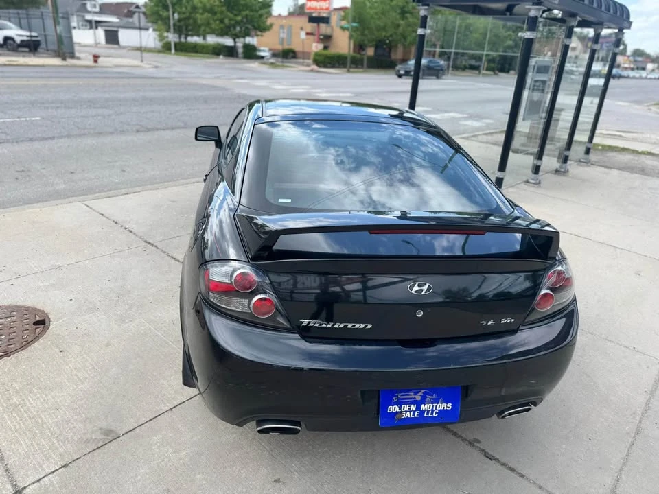 2008 Hyundai Tiburon - Image 10 of 20