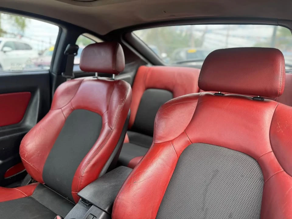 2008 Hyundai Tiburon - Image 17 of 20