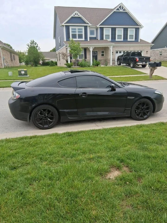 2008 Hyundai Tiburon - Image 6 of 9