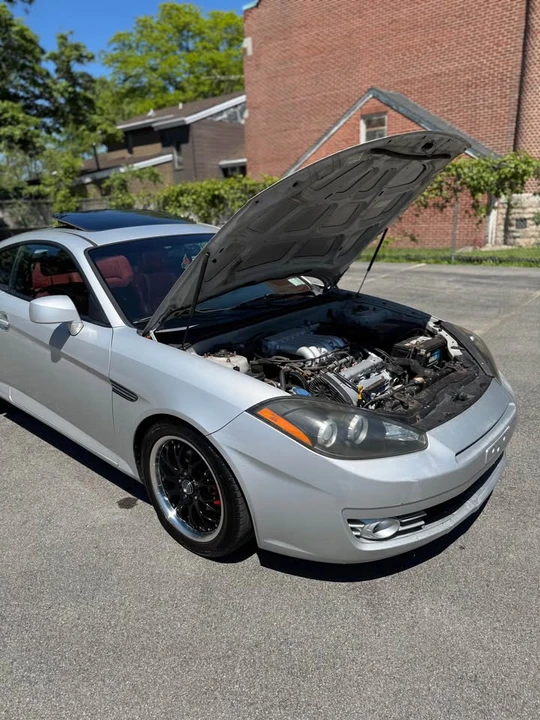 2008 Hyundai Tiburon - Image 7 of 20