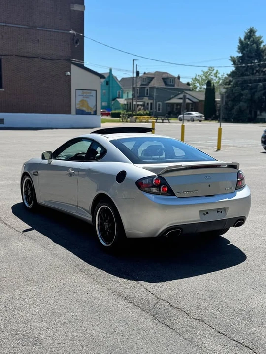 2008 Hyundai Tiburon - Image 5 of 20