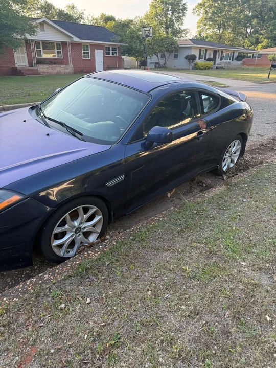 2008 Hyundai Tiburon - Image 11 of 11