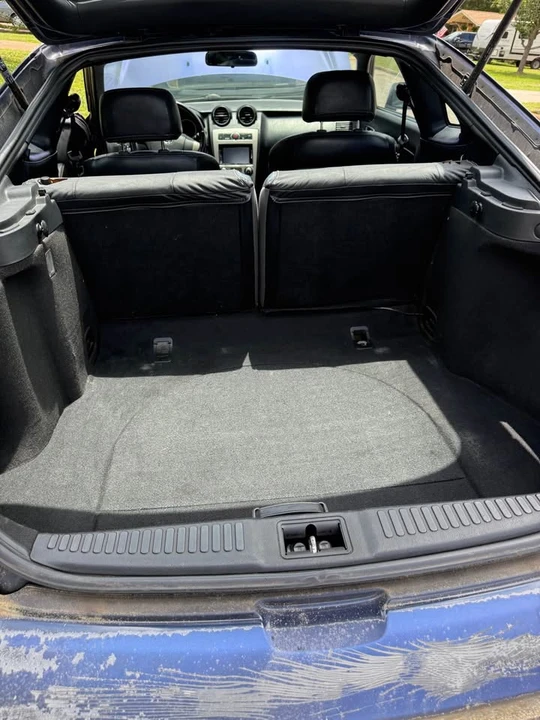 2008 Hyundai Tiburon - Image 10 of 11
