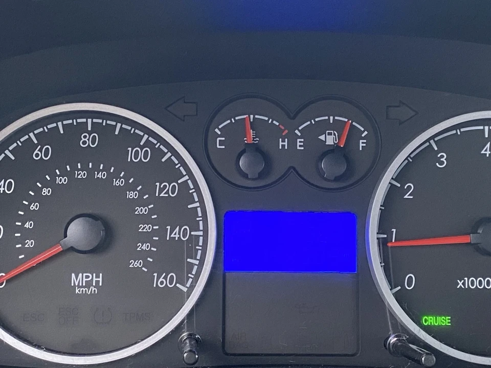 2008 Hyundai Tiburon - Image 6 of 13