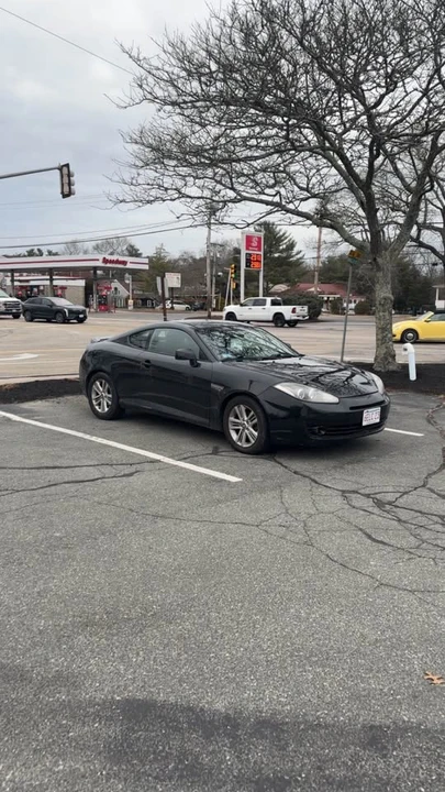 2008 Hyundai Tiburon - Image 7 of 7