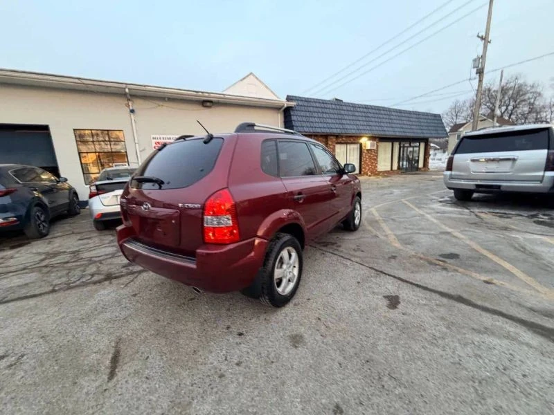 2008 Hyundai Tucson - Image 10 of 12