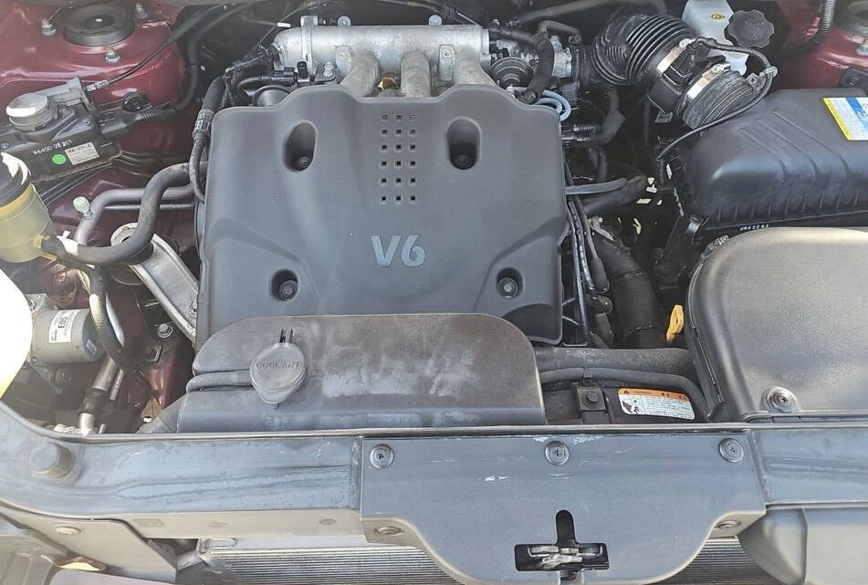 2008 Hyundai Tucson - Image 10 of 21