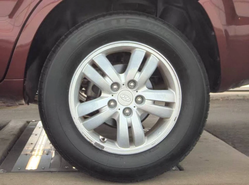 2008 Hyundai Tucson - Image 15 of 21