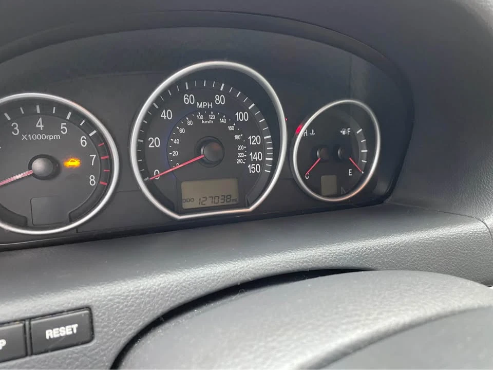 2008 Hyundai - Image 7 of 7