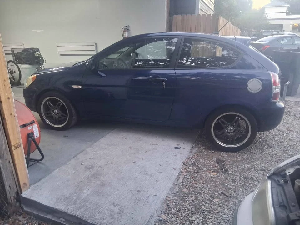 2008 Hyundai Accent - Image 15 of 15