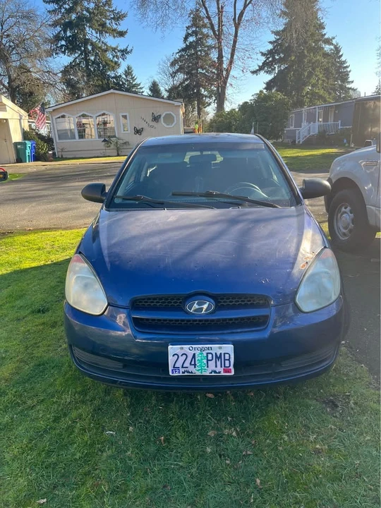 2008 Hyundai Accent - Image 3 of 3