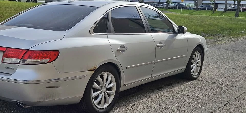 2008 Hyundai Azera - Image 3 of 8