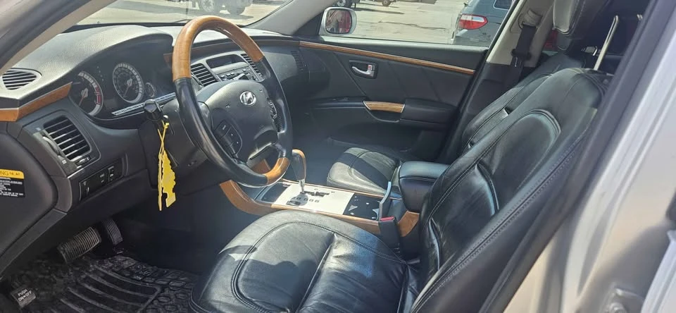 2008 Hyundai Azera - Image 7 of 8