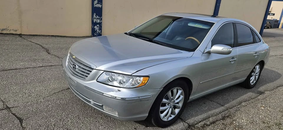 2008 Hyundai Azera - Image 2 of 8