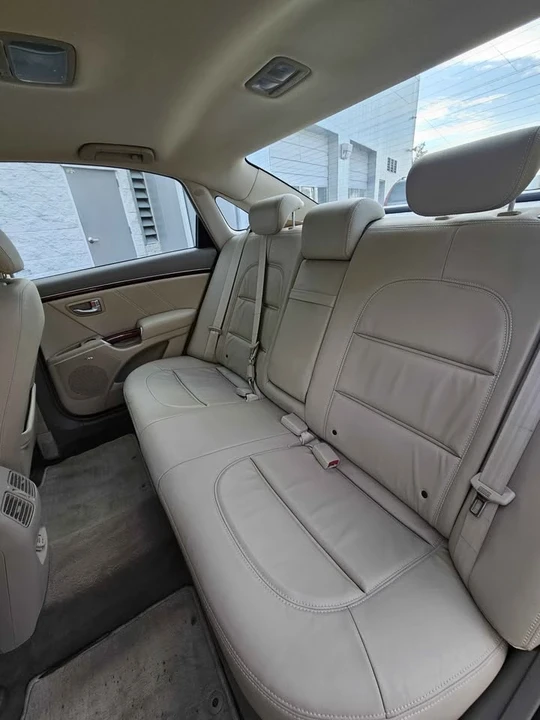 2008 Hyundai Azera - Image 5 of 8