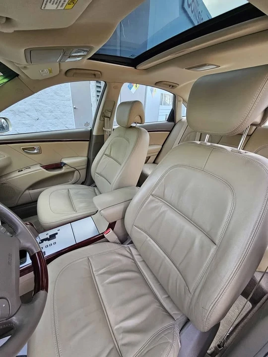 2008 Hyundai Azera - Image 4 of 8