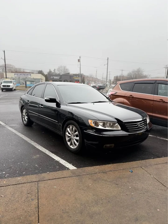 2008 Hyundai Azera - Image 2 of 3