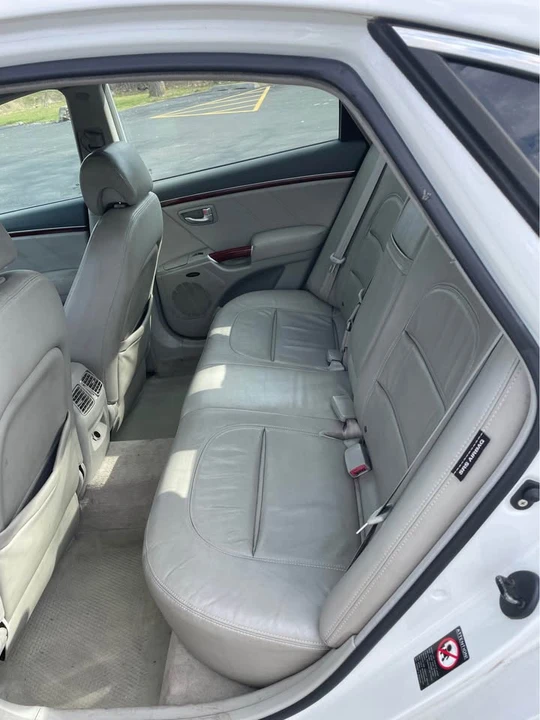 2008 Hyundai Azera - Image 6 of 9