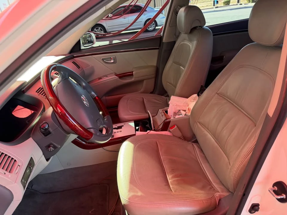 2008 Hyundai Azera - Image 11 of 14