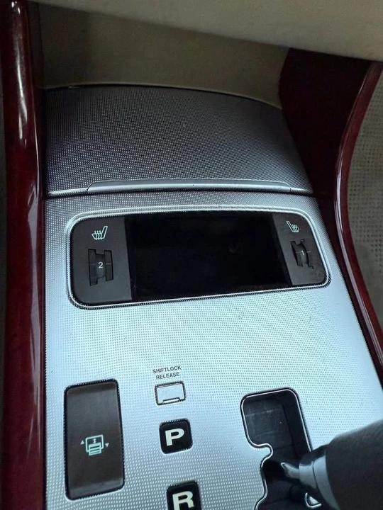 2008 Hyundai Azera - Image 10 of 10