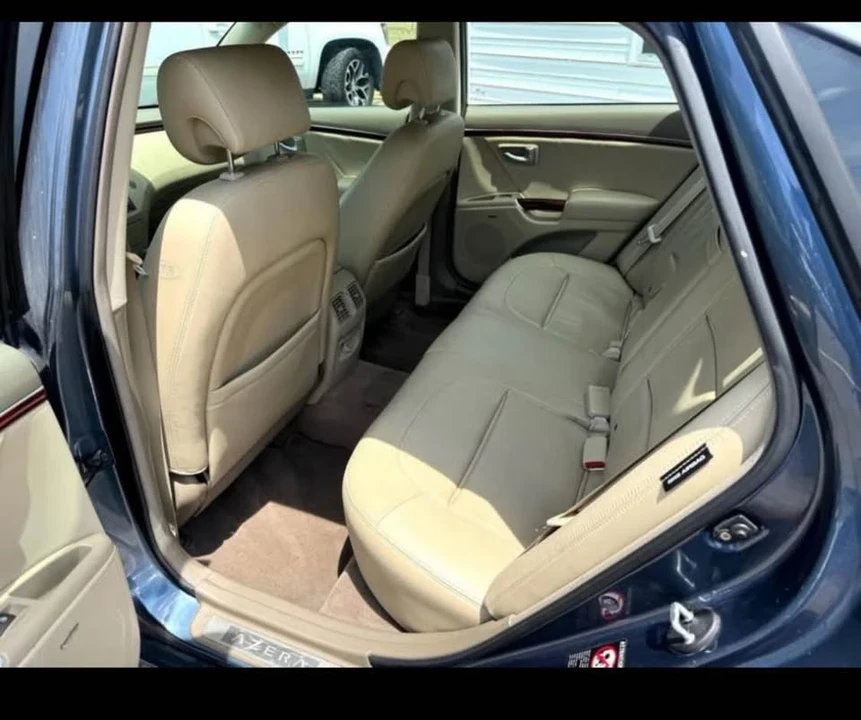 2008 Hyundai Azera - Image 3 of 4