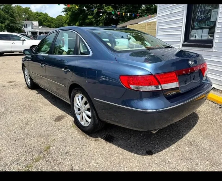 2008 Hyundai Azera - Image 4 of 4